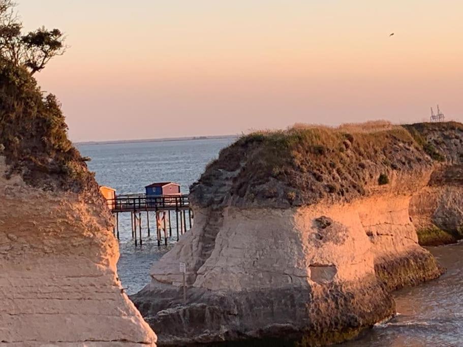 Beach Apartment - Ocean Sunset Full View Meschers-sur-Gironde Exteriör bild